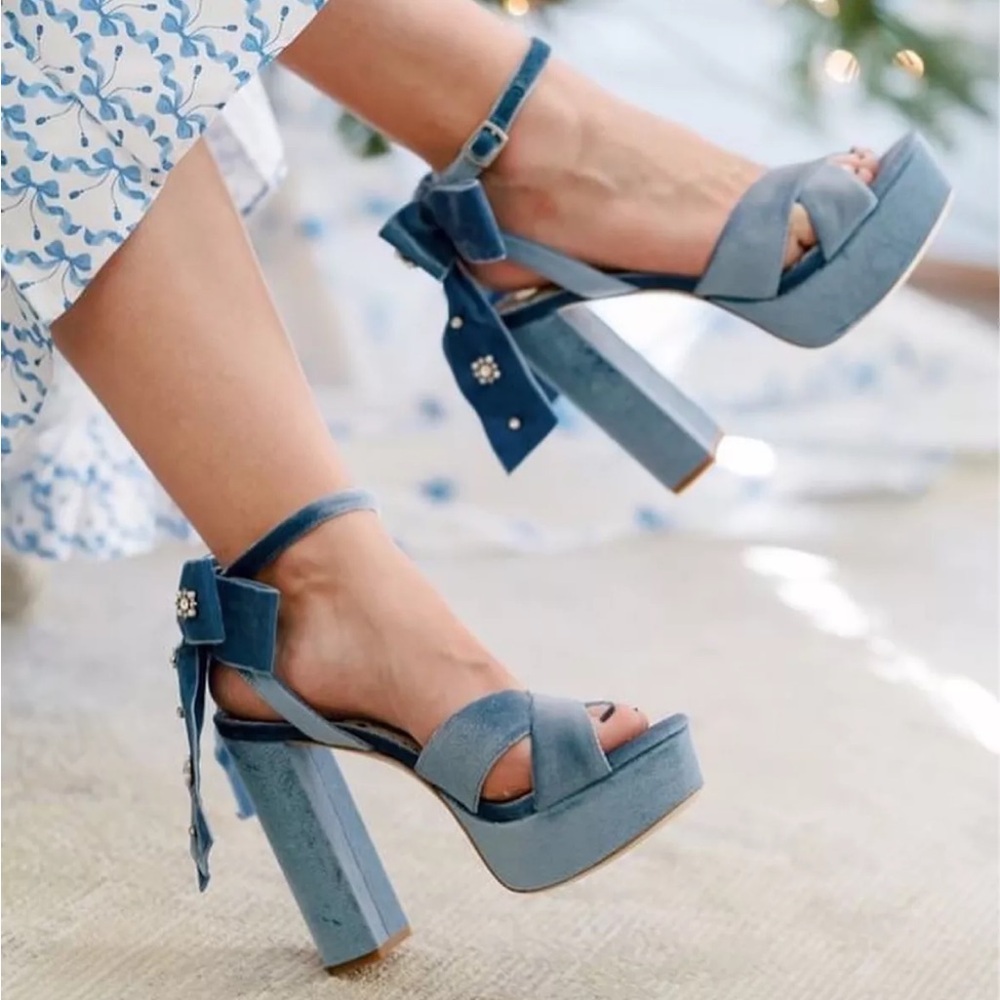 Nicola Bathie x Antonio Melanie heels